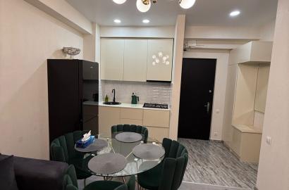 იყიდება ახალი გარემონტებული 2 ოთახიანი ბინა